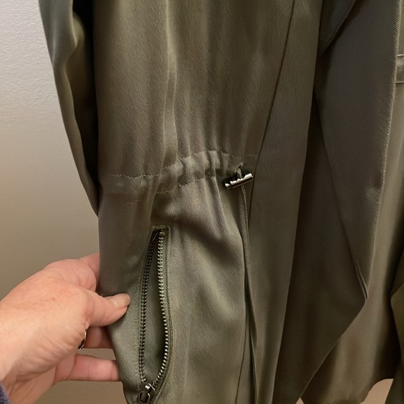 Ricki’s size small green jacket - Picture 2 of 6